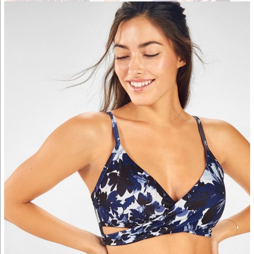 Fabletics Tammy Low Impact Sports Bra
